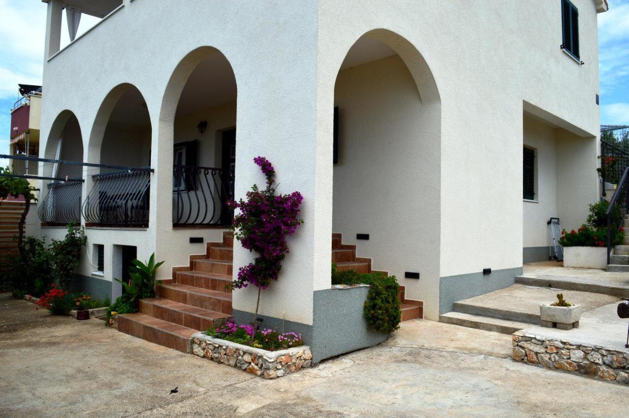 Apartments Starshine & Lighthouse Rogoznica  Exterior photo